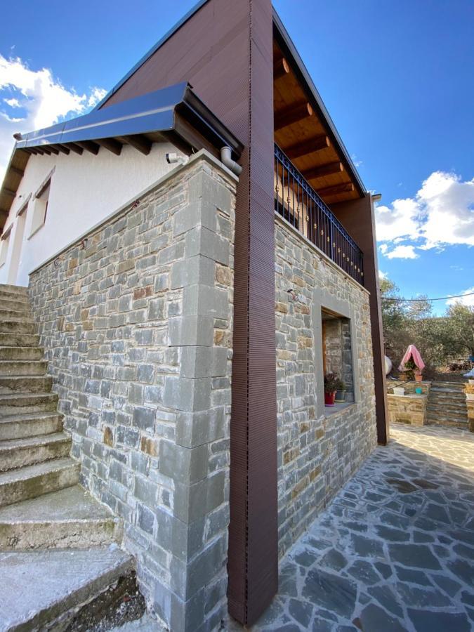 Villa Shuaipaj Gjirokastër Exteriör bild