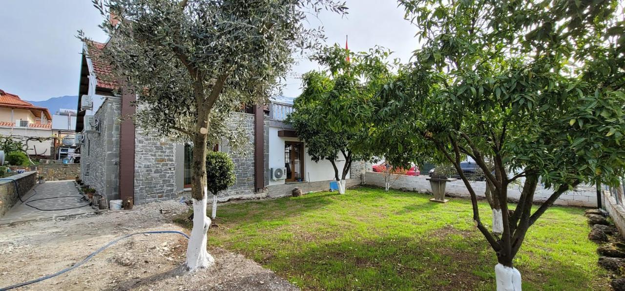 Villa Shuaipaj Gjirokastër Exteriör bild