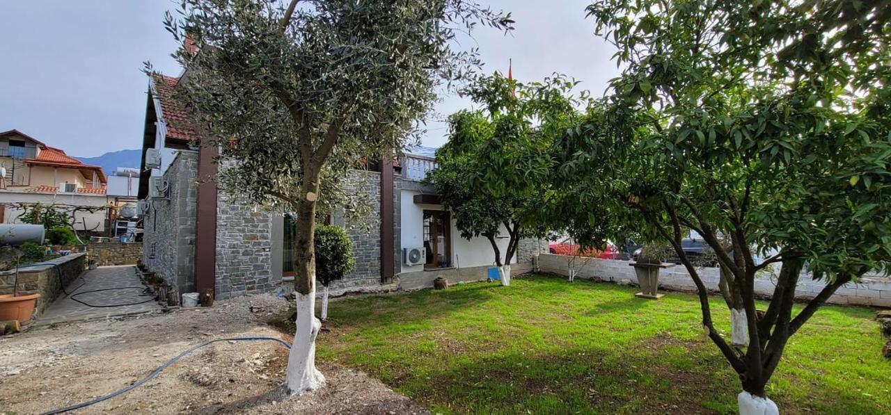 Villa Shuaipaj Gjirokastër Exteriör bild