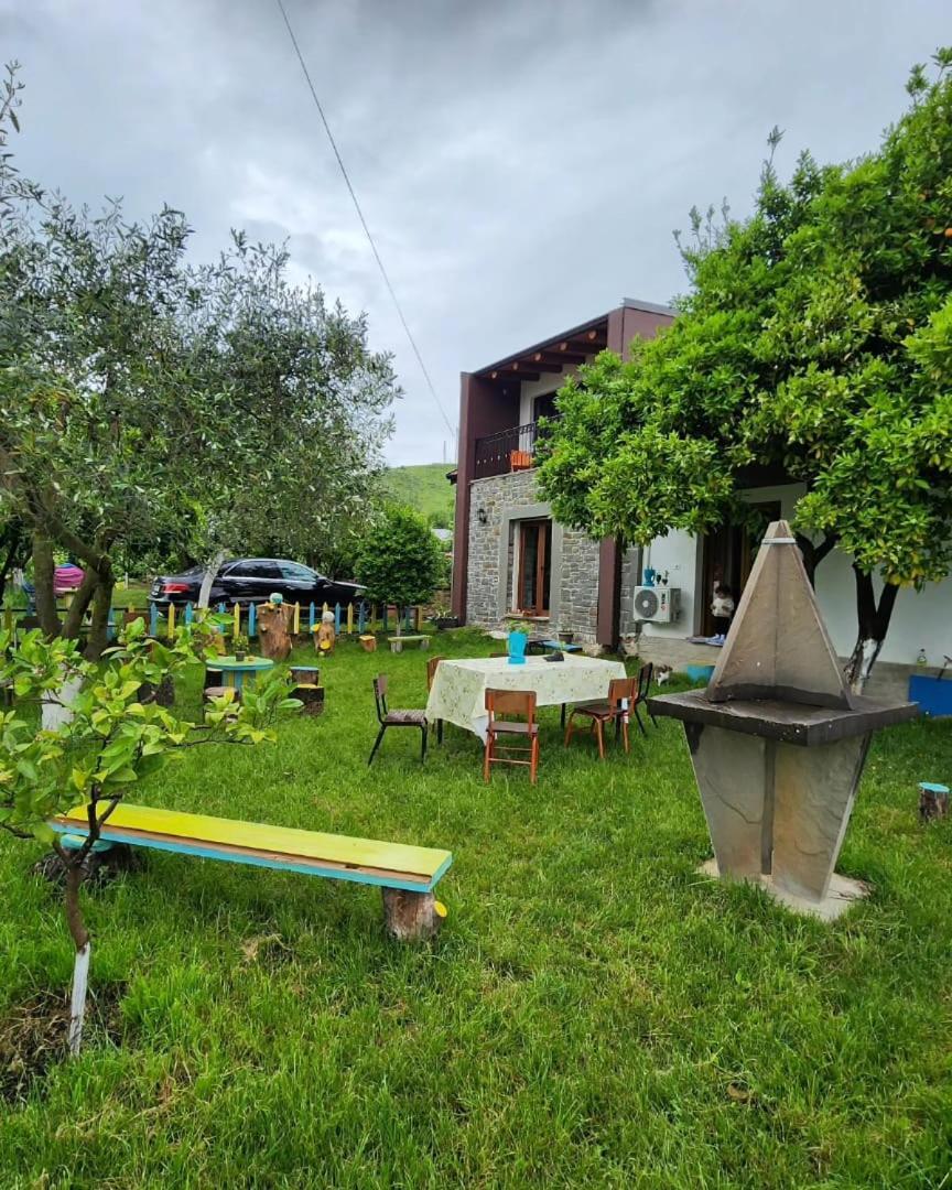 Villa Shuaipaj Gjirokastër Exteriör bild