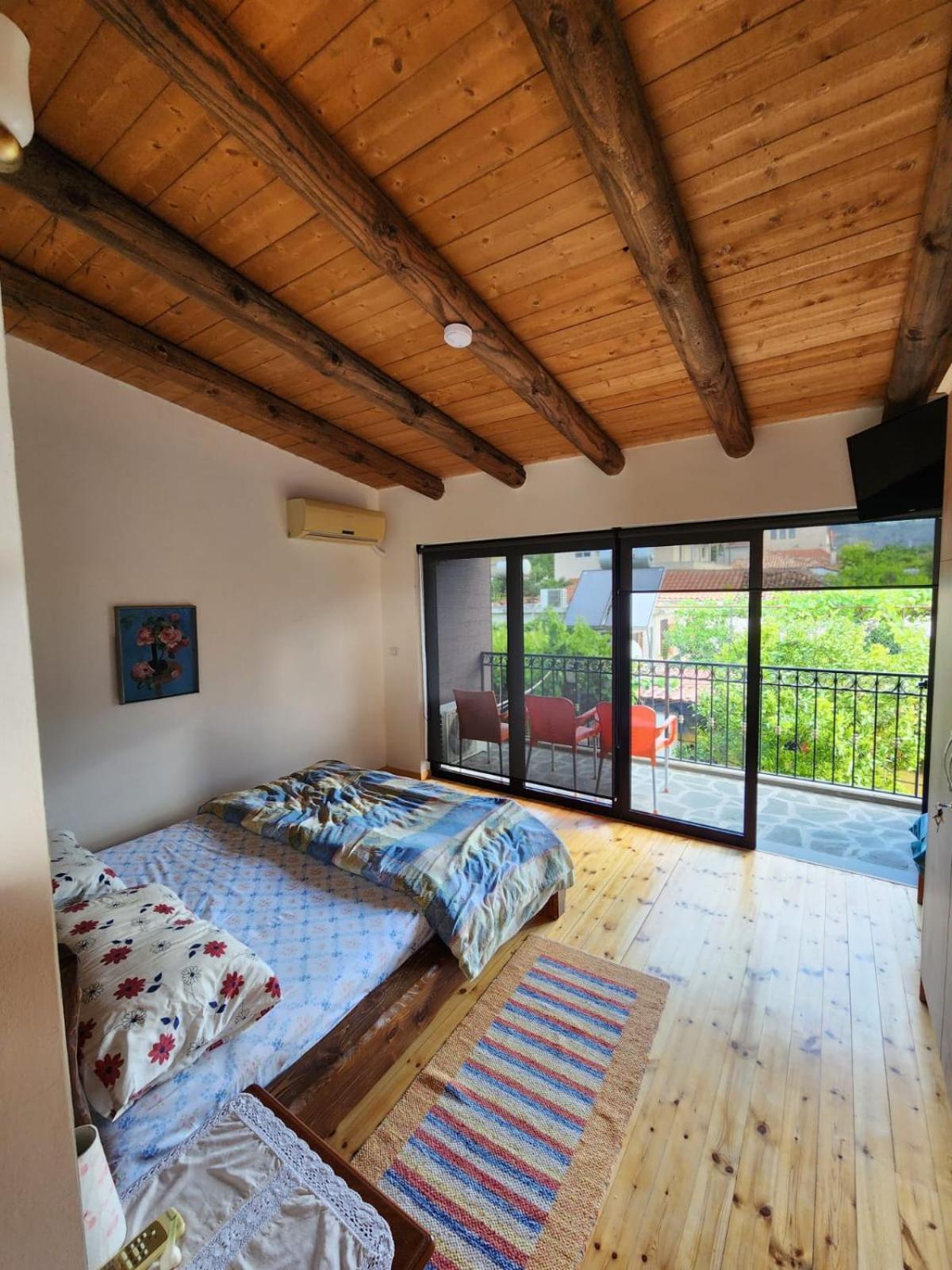 Villa Shuaipaj Gjirokastër Exteriör bild